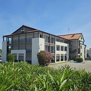 Avignon Hotel